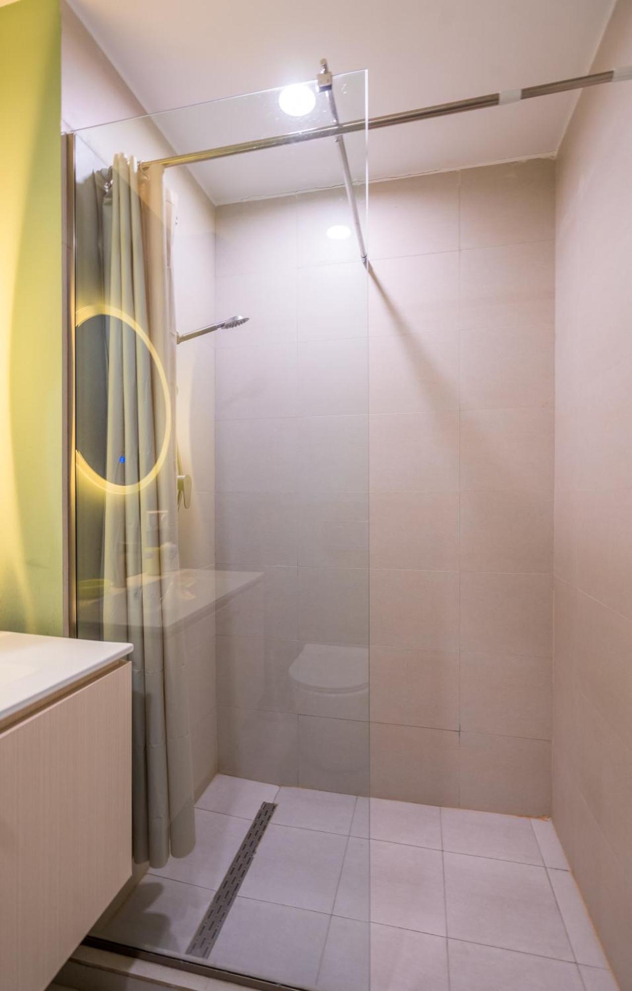 2-Room Apartment Nft New Gudauri 452 Luaran gambar