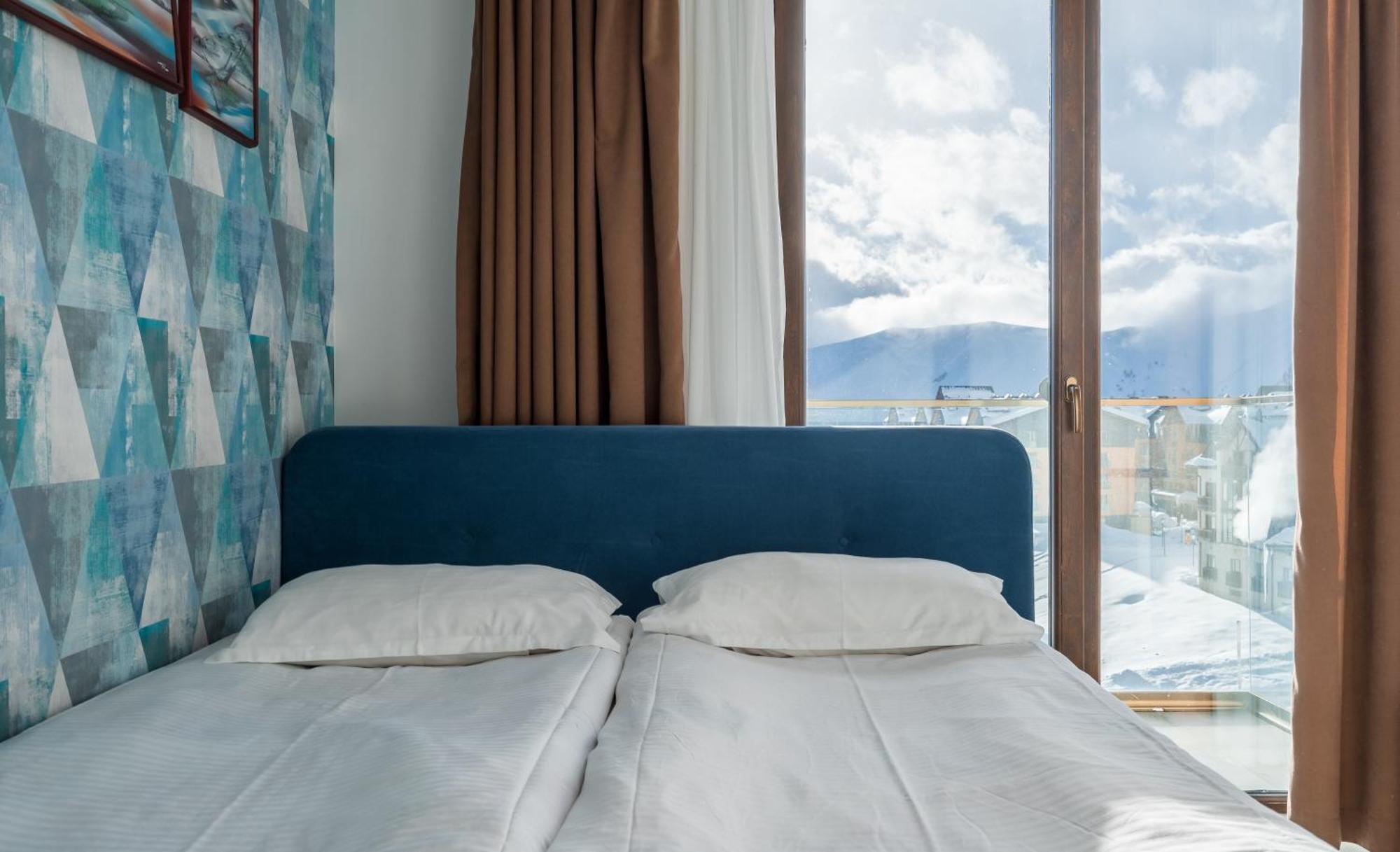 2-Room Apartment Nft New Gudauri 452 Luaran gambar